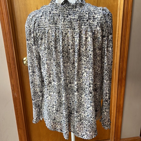 NWT Free People Lela smocked ruffle blouse. Size M - Picture 8 of 8
